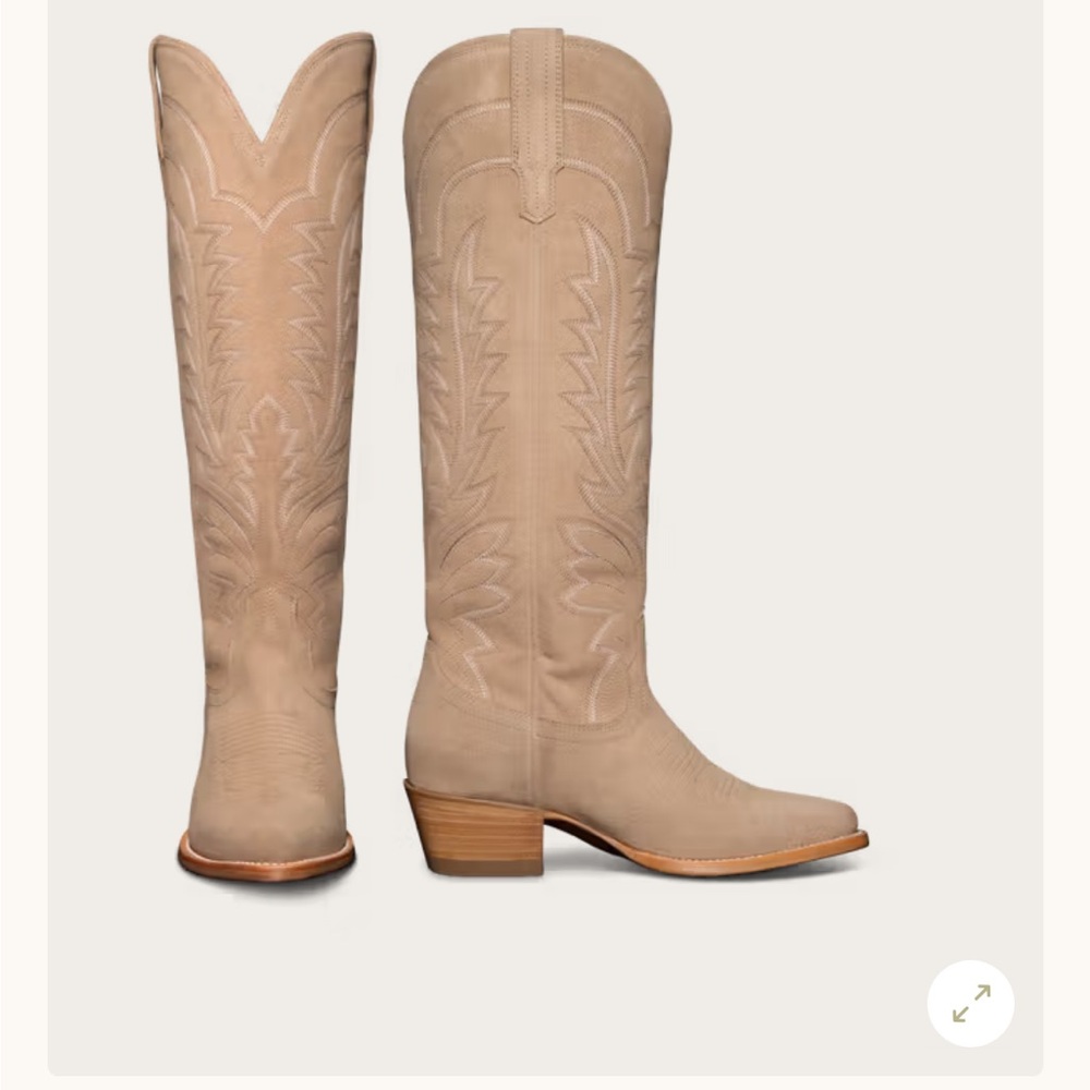 Tecovas Women's Beige Heeled Boots